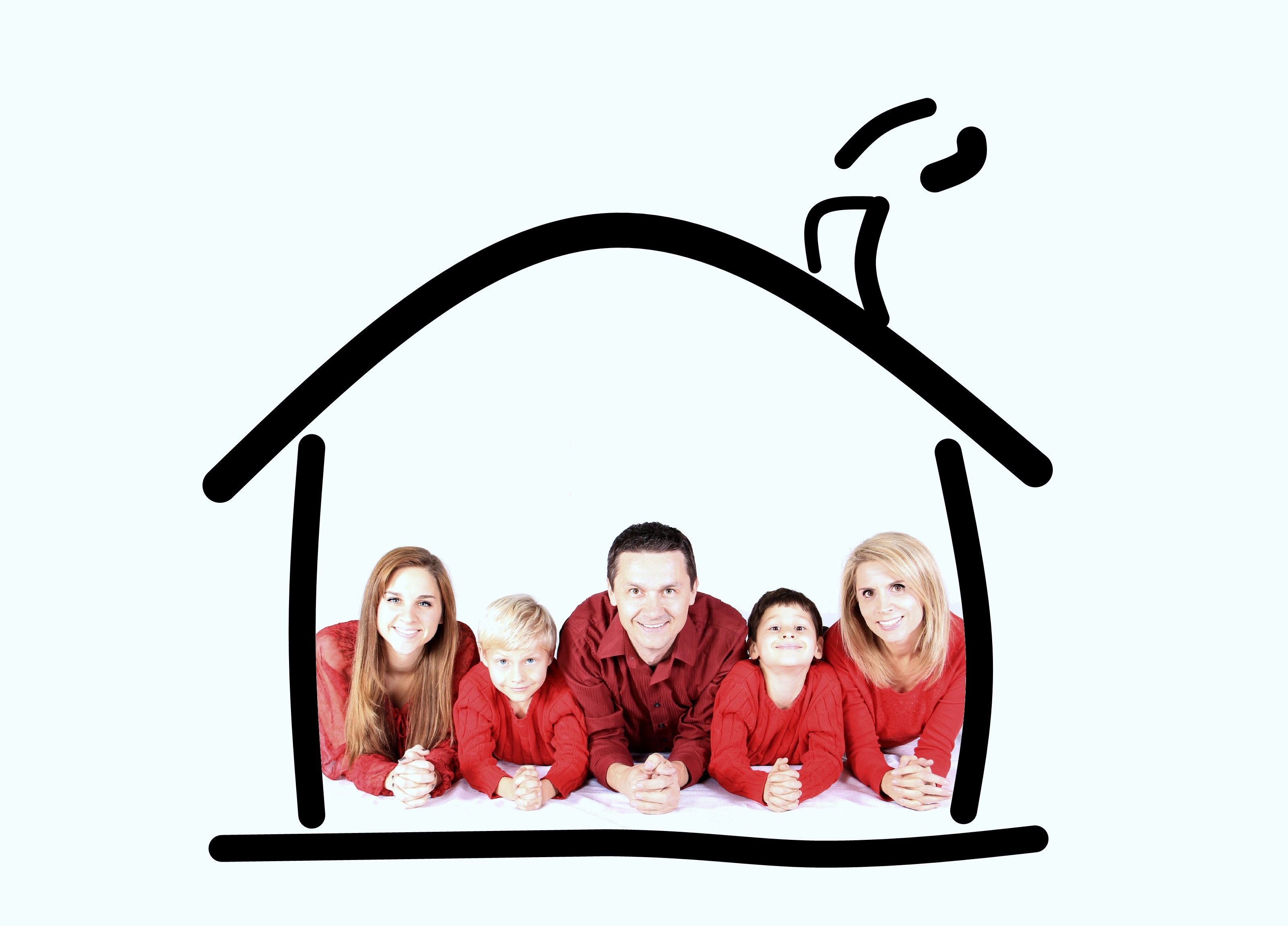 День защиты дома. Безопасность семьи. Семья под крышей. Семья в домике. Семья дом на белом фоне.